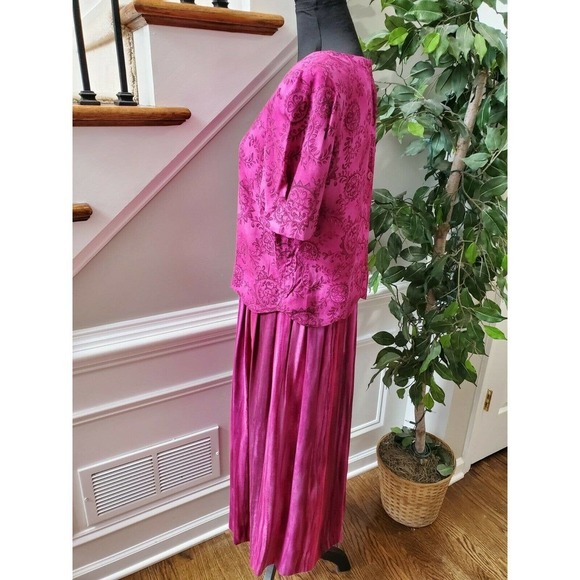 Vintage Sag Harbor Fuschia 100% Rayon Short Sleeve Round Neck Long Maxi Dress 8 - Picture 7 of 12